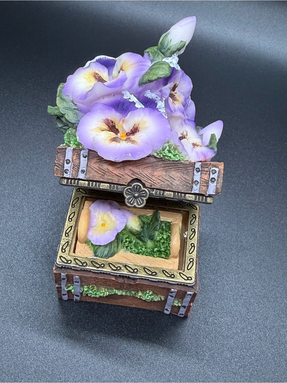 Rare Pansy violets Flower Hinged Trinket Box With Crate Of Pansies Trinket